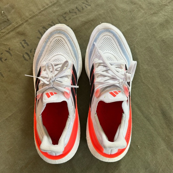 Adidas Mens Ultraboost Light Running Shoes Men’s 9 - Picture 5 of 6